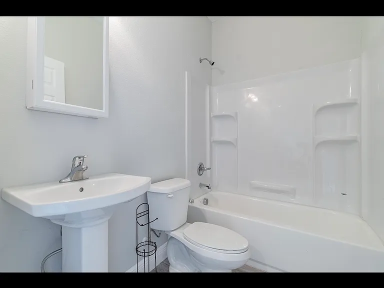 1614 E Mulberry Dr — Photo 12