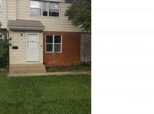 629 Willow Pond Rd, Rantoul, IL 61866