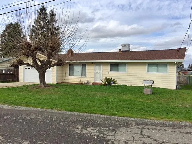 441 N Roberta Way photo 1