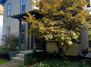 417 11th St, Franklin, PA 16323