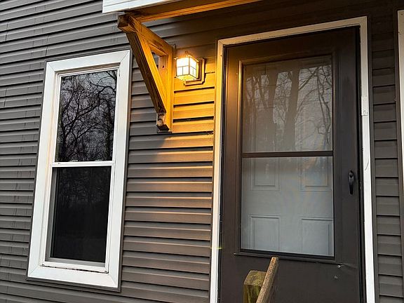 2nd image of 526 Tallmadge Rd APT 5