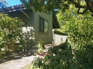 7716 SW Barnes Rd UNIT A, Portland, OR 97225