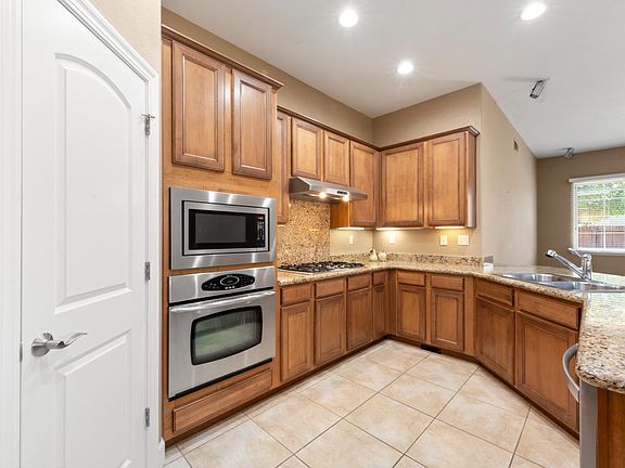 2nd image of 1700 Markdale Ln