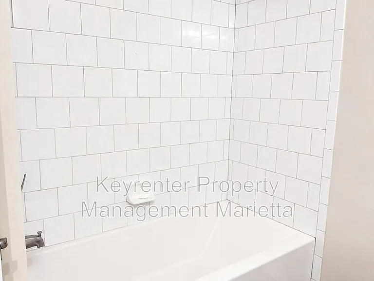 3013 Spruce Cir — Photo 12