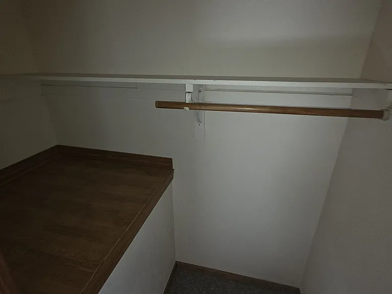 19 Fordem Ct #19 — Photo 8
