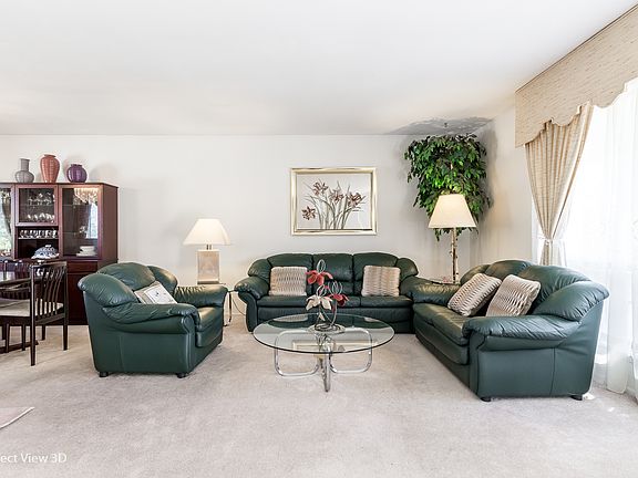 3rd image of 25 Sieverwood Ct