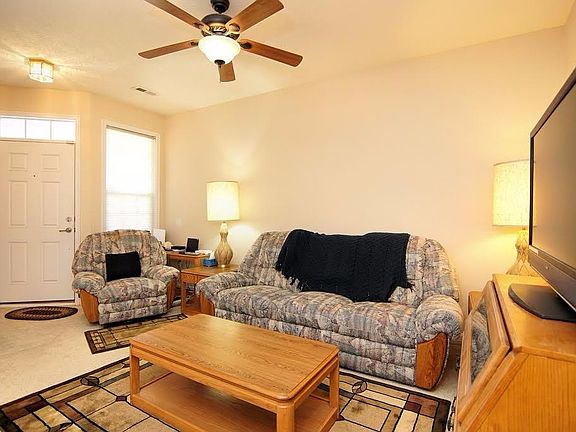 4th image of 1293 Meadow Vista Dr