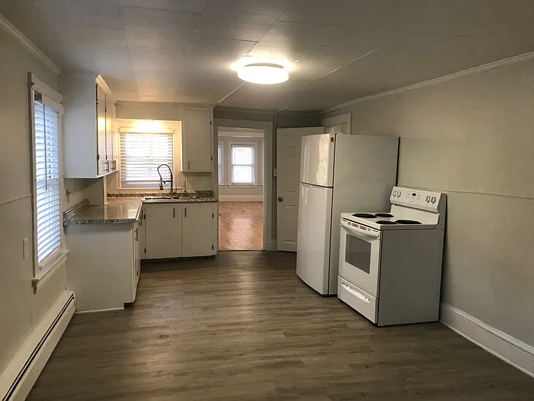 7 Hazel St #102 — Photo 4