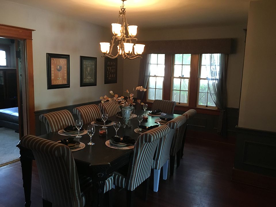 Spacious Dining Room