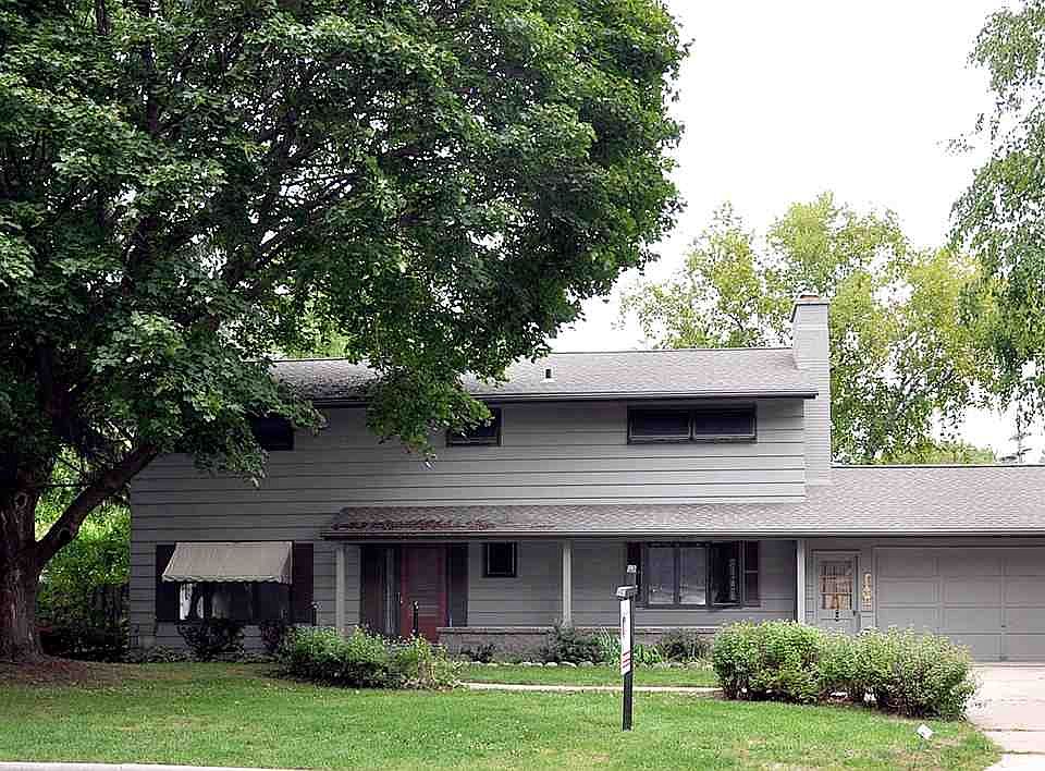 1st image of 517 Chatham Ct
