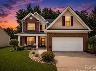 4008 Asher Ct, Charlotte, NC 28215