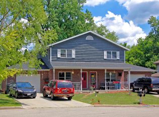 821 Kendall Ln #823, Lake Geneva, WI 53147