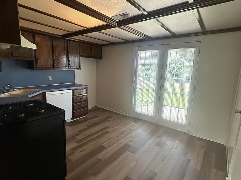 1705 Melody Dr — Photo 31