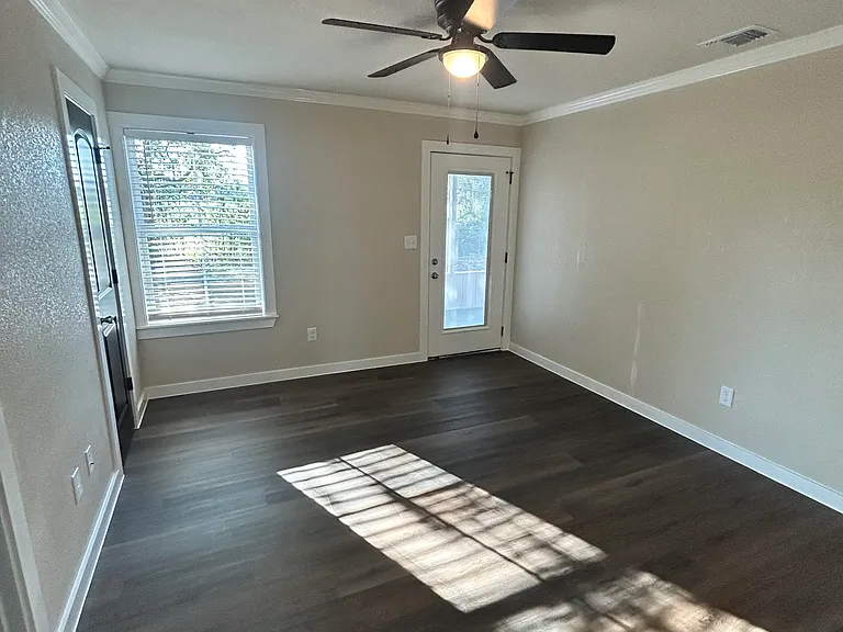 Cooper Ridge Luxury Apartment Homes — Photo 11