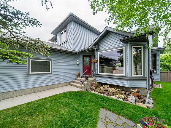 3rd image of 76 N Sunset Cres