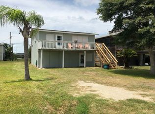 908 Van Buren Ave, Port O Connor, TX 77982