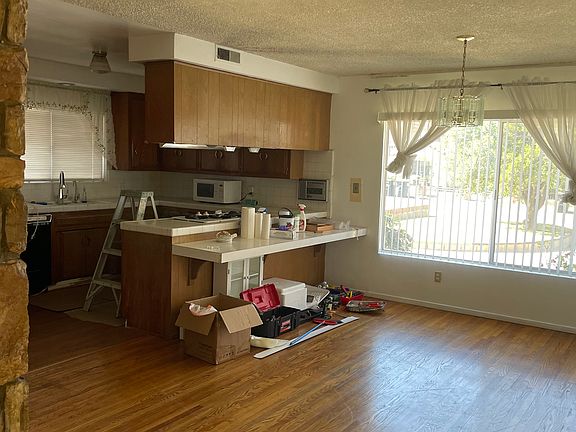 4th image of 8526 La Madrina Dr