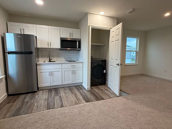 Kitchen/Washer/Dryer Combo