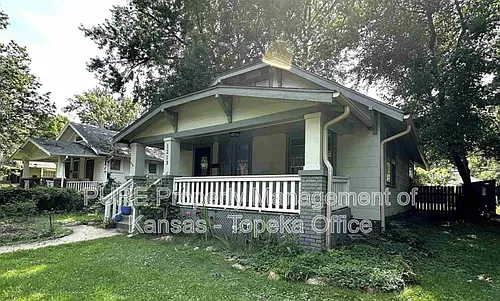 1213 SW Plass Ave Photo 1