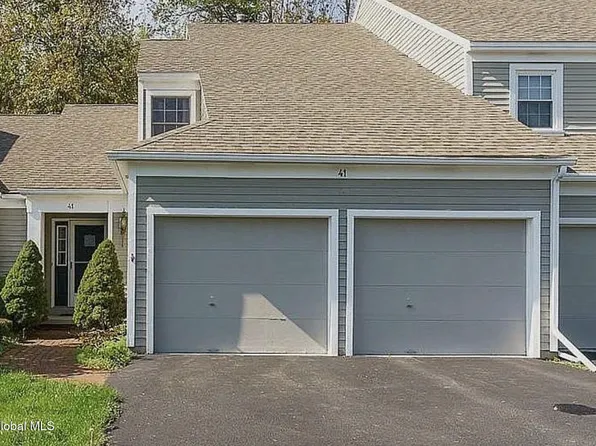 41 Ridgefield Drive, Voorheesville, NY 12186