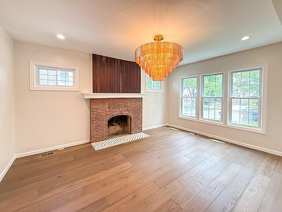 4th image of 3665 Berkshire St
