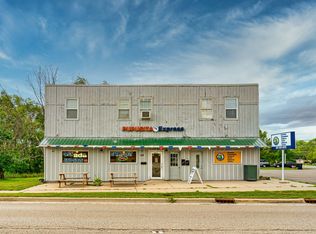 1116 N Cedar Lake Rd, Round Lake, IL 60073