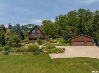 3691 Highway 22, Muscatine, IA 52761