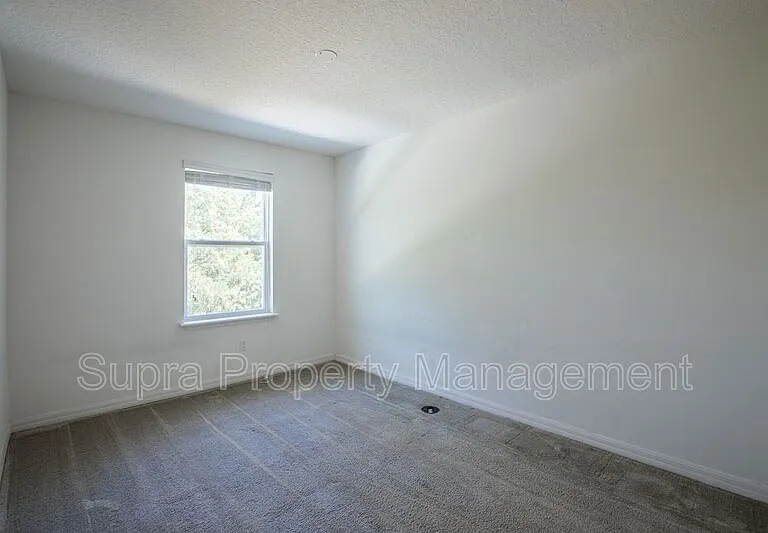 11657 Hickory Oak Dr — Photo 24