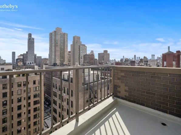 50 East 89th Street image 7 of 21