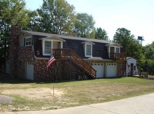126 E 22nd St, Lanett, AL 36863