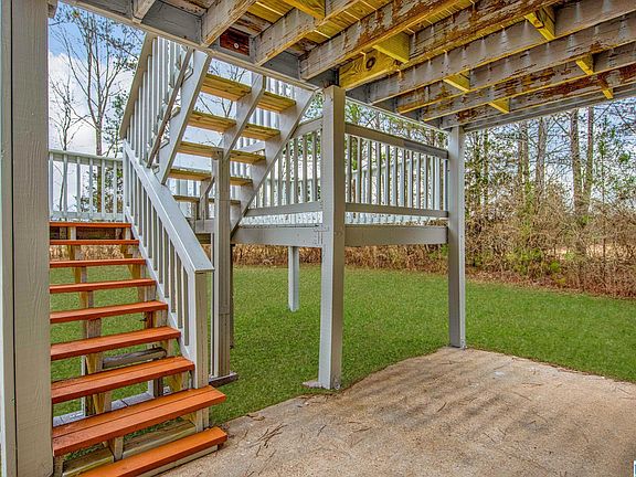 5th image of 3100 Apple Valley Ln