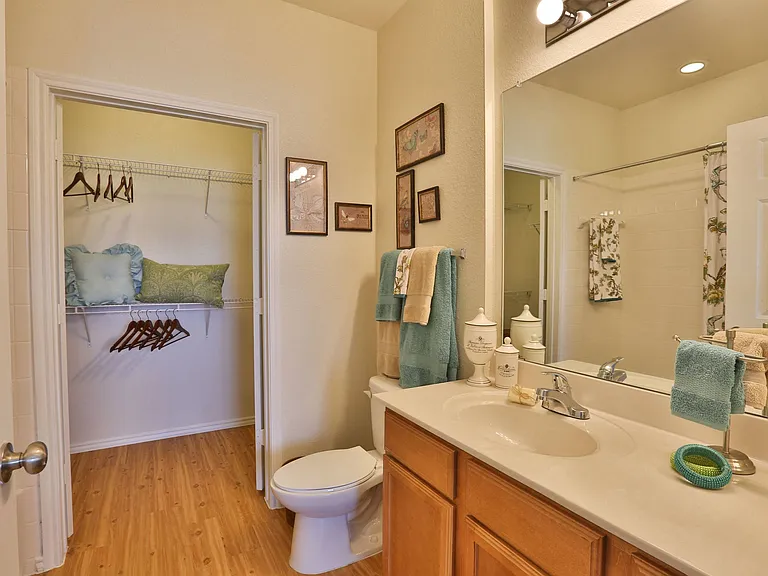 Cedars of Elk Drive 55+ Apartments — Photo 24