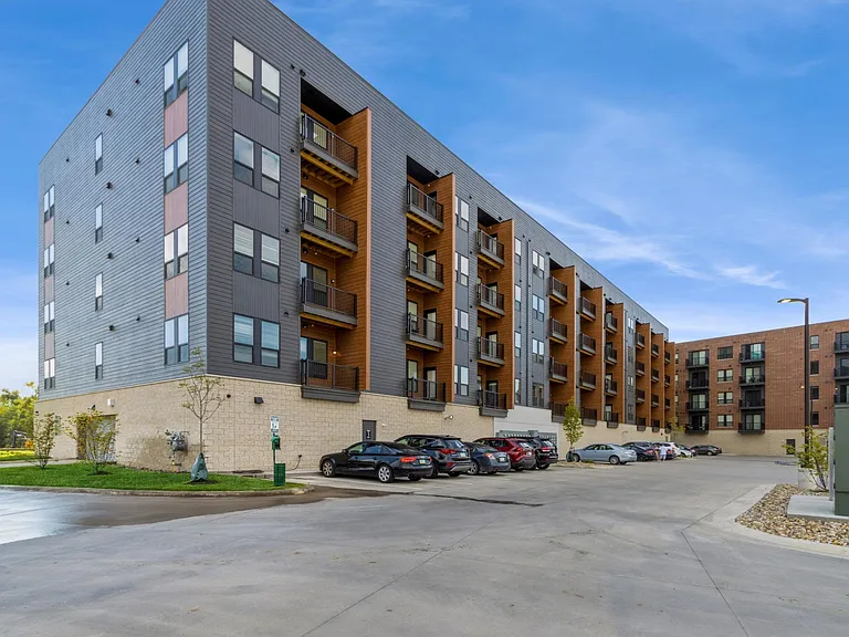 NewBo Lofts — Photo 7