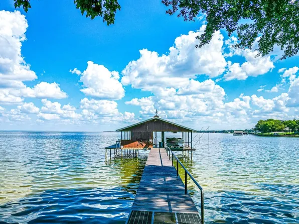 264 Stonewall Dr, Streetman, TX 75859