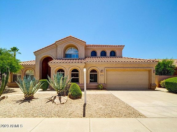 3rd image of 4019 E HAMBLIN Drive