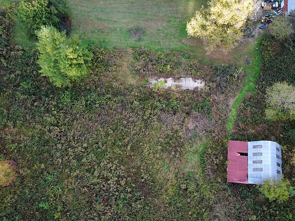 4th image of 440 Big Spring Hollow Rd