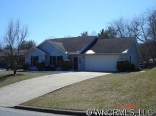 47 Mount Carmel Dr, Asheville, NC 28806