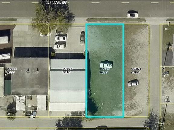 3rd image of 874 SE 47th St