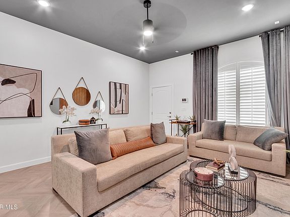 4th image of 7408 Norte Valley Ln