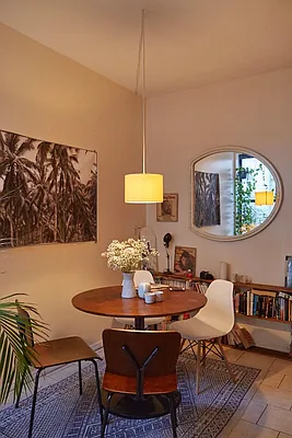 Rented by In Haus LLC | media 36