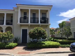 823 NW 82nd Pl, Boca Raton, FL 33487