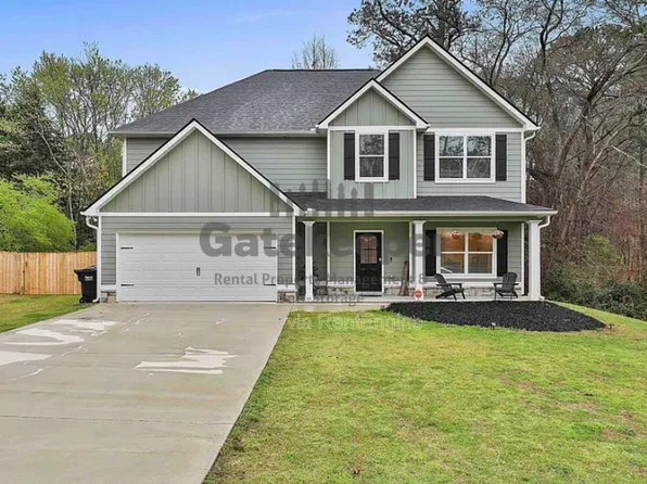 205 Valley View Dr, Tyrone, GA 30290