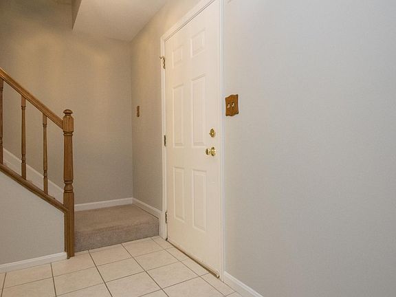 4th image of 1702 Dungarvan Ct