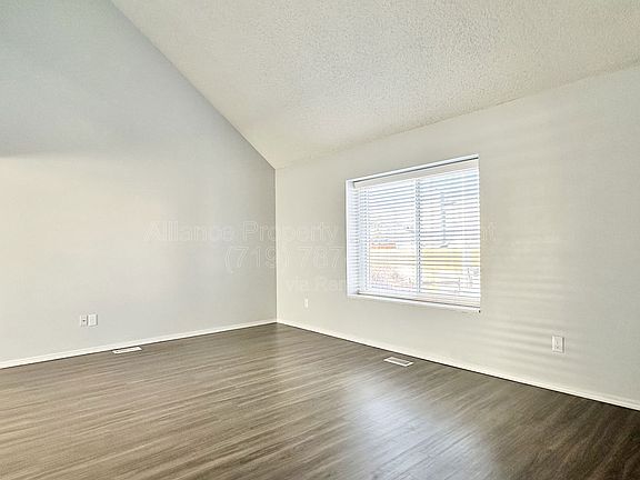 4th image of 3465 Kirkwood Dr