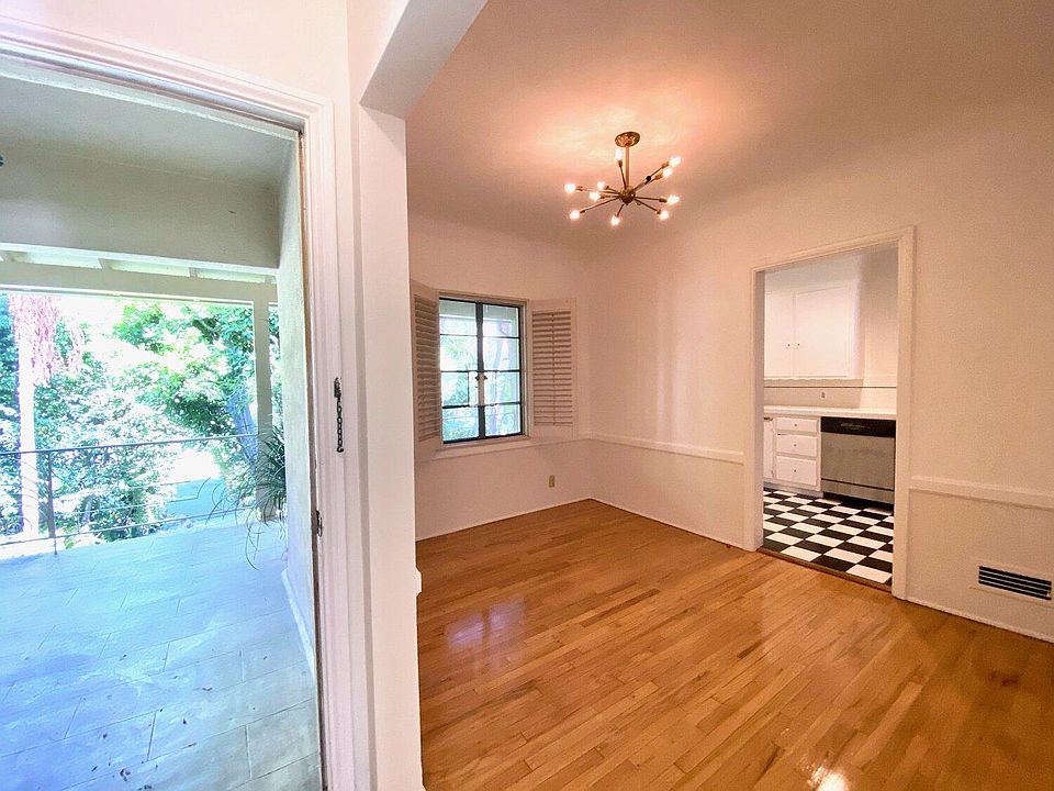 1st image of 8478 Fountain Ave