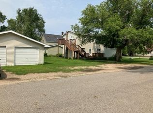 120 Poulson Ave, Henning, MN 56551