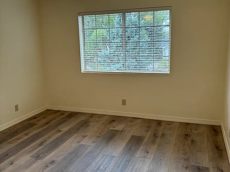 4050 E Village Cir — Photo 18