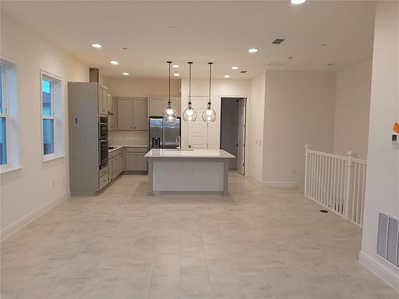 4th image of 9790 Bucklow Hill Dr
