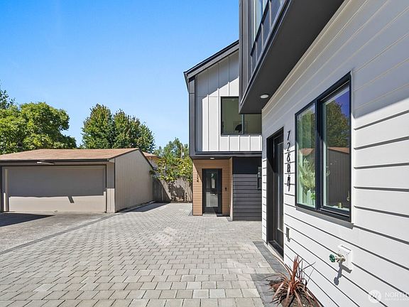 2nd image of 724 N 89TH Street