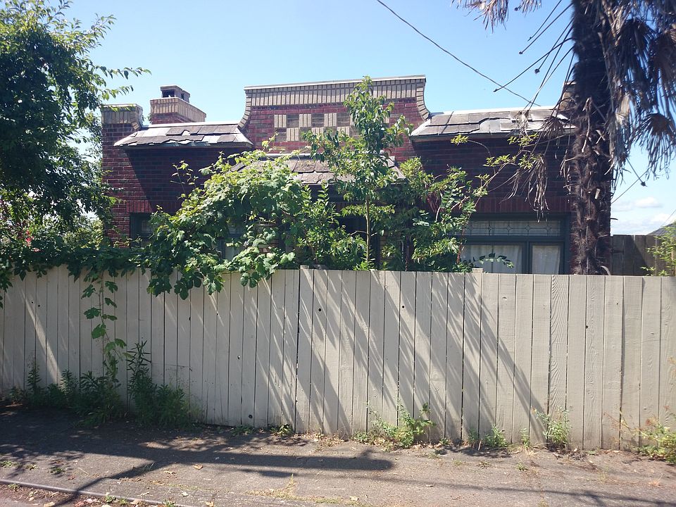 2nd image of 1953 11th Ave W